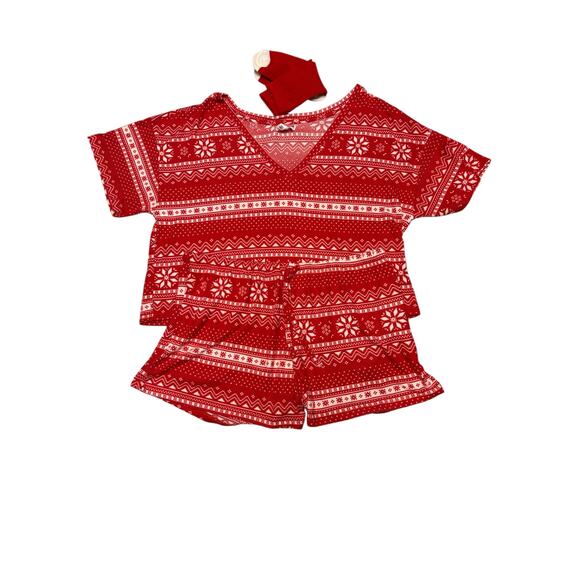 Abound Fair Isle Christmas Pajama Set L Red Top Shorts And Socks Stretch Comfy - Picture 1 of 6